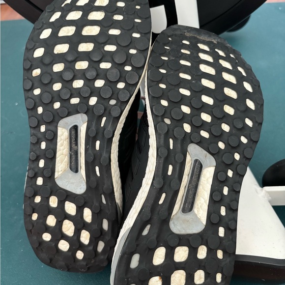 Adidas ULTRABOOST 1.0 SHOES Women Size 7 - Picture 13 of 14